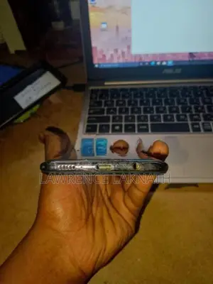 Samsung Galaxy A50 (Used)