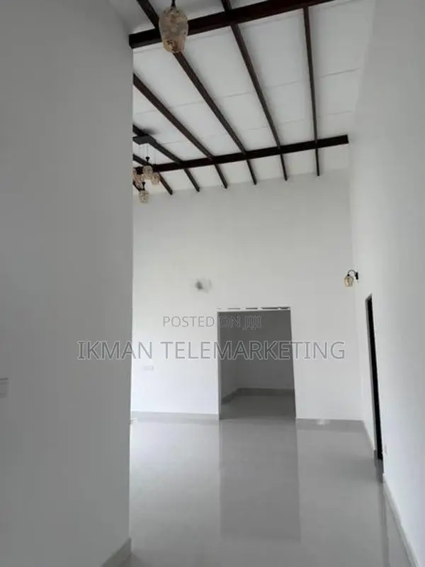 Brand New House for Sale in Moragahahena