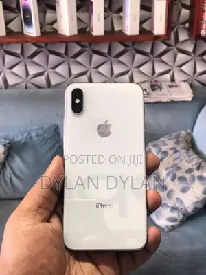 Apple iPhone X 64GB White (Used)