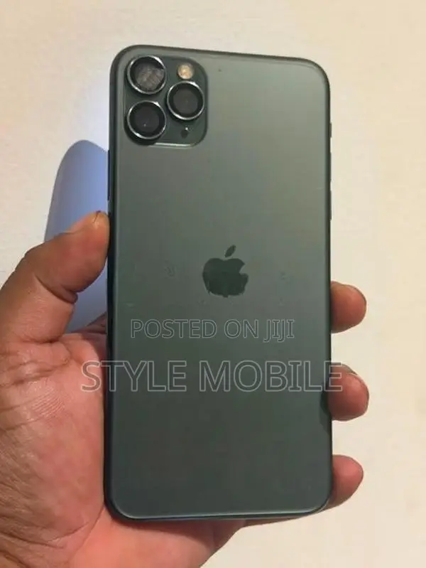 Apple iPhone 11 Pro Max 256GB (Used)