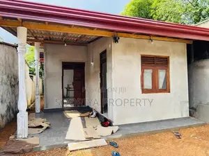 Newly Build Single Story House for Sale - Piliyandala
