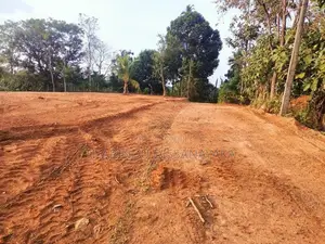 Land in Kalagedihena Sapugasthenna Plot 01