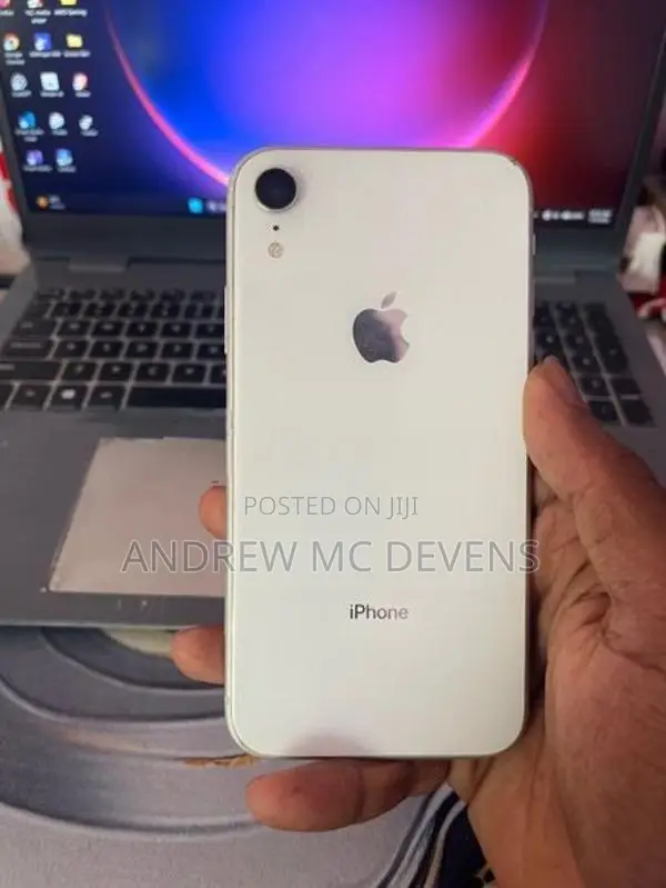 Apple iPhone XR starlight (Used)