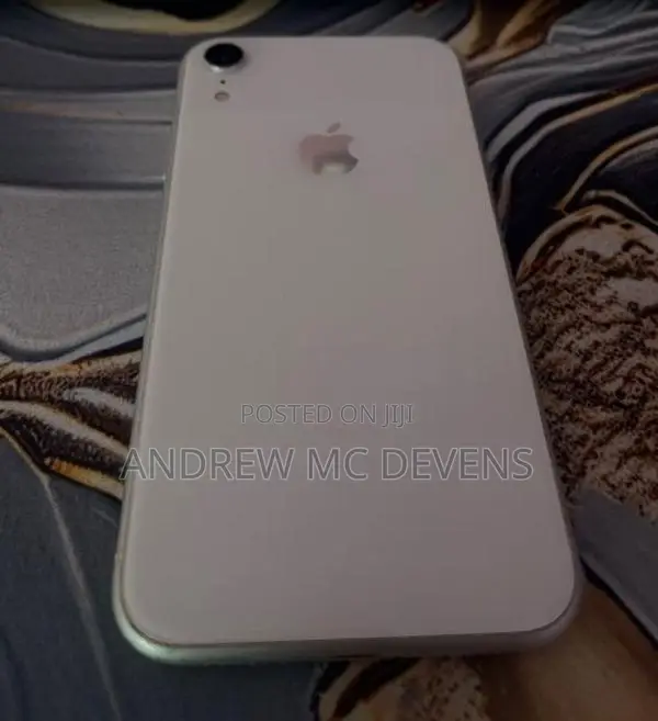 Apple iPhone XR starlight (Used)