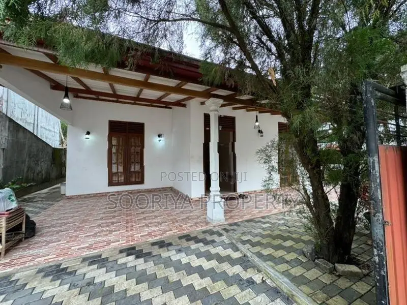 New House for Sale in Piliyandala