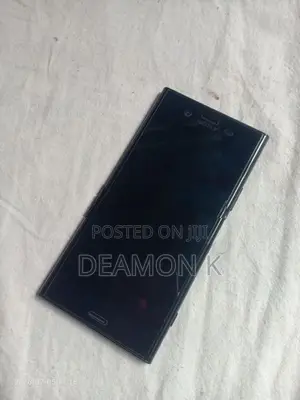 Sony Xperia XZ1 (Used)