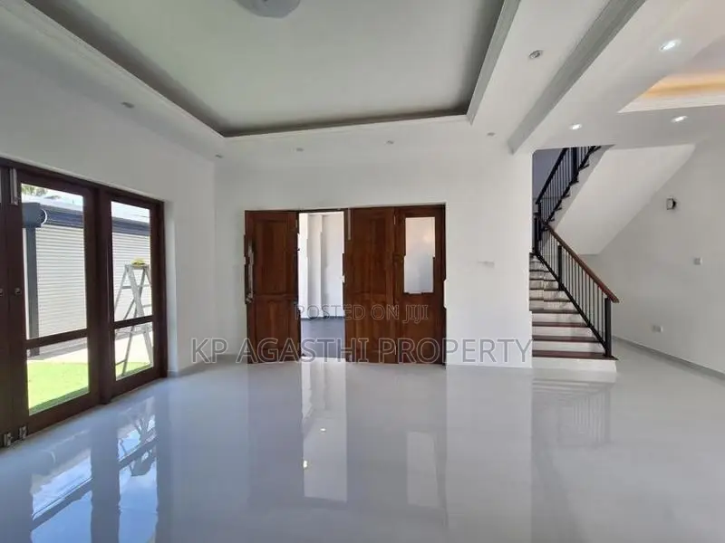 Malabe Architecture Designed Luxury House for Sale
