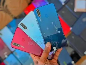 Vivo Y17 8GB//256GB (Used)