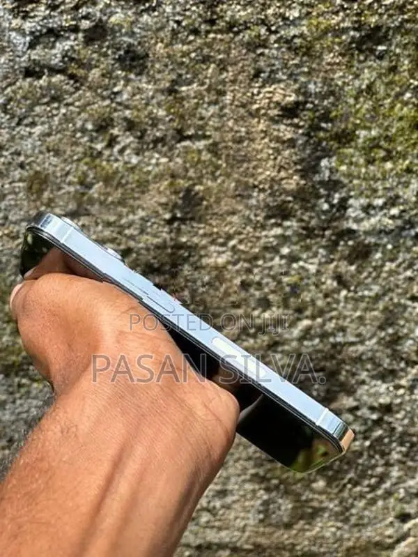 Apple iPhone 14 Pro (Used)