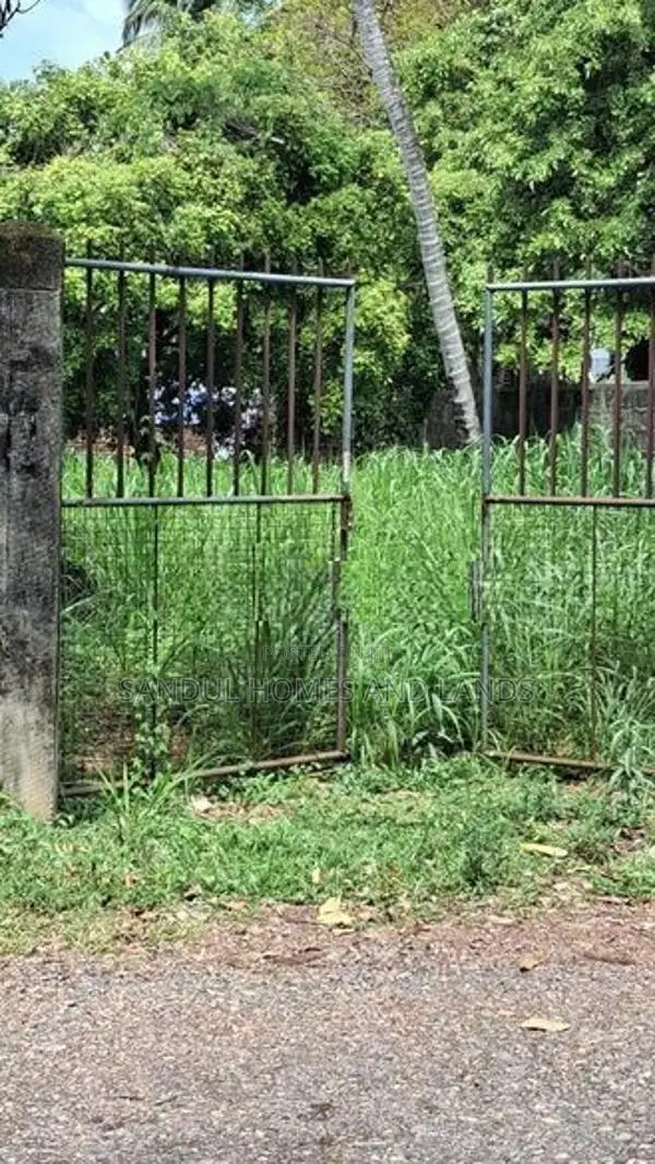 Super Land for Sale in Dehiwala