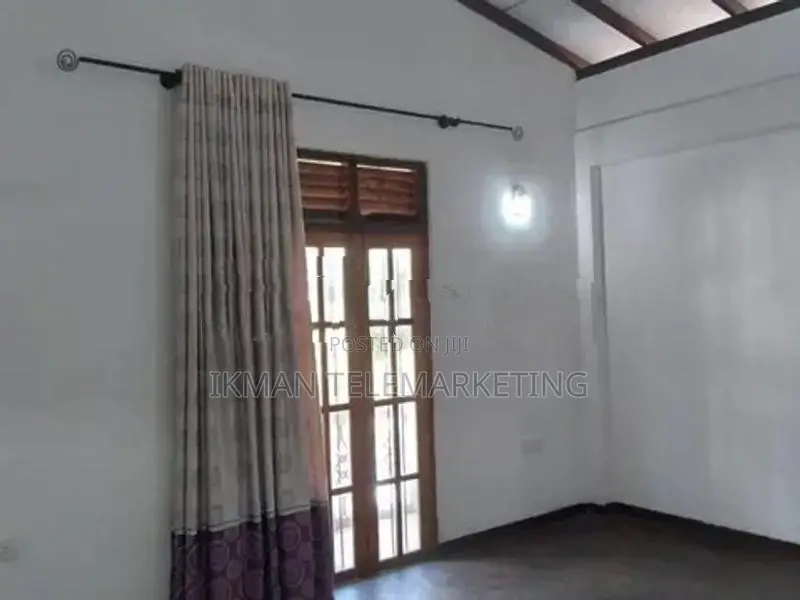 Upstairs Annex for Rent in Kiribathgoda