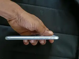 Apple iPhone 11 i phone (Used)