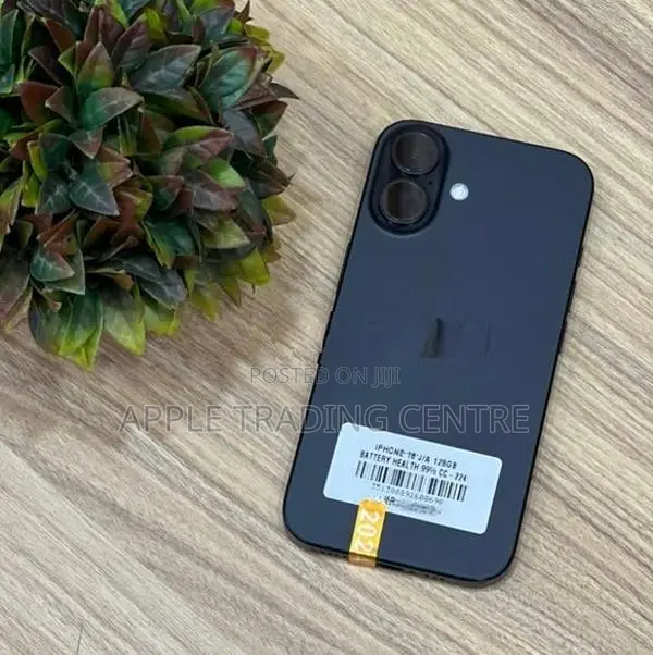 Apple iPhone 16 128GB (Used)