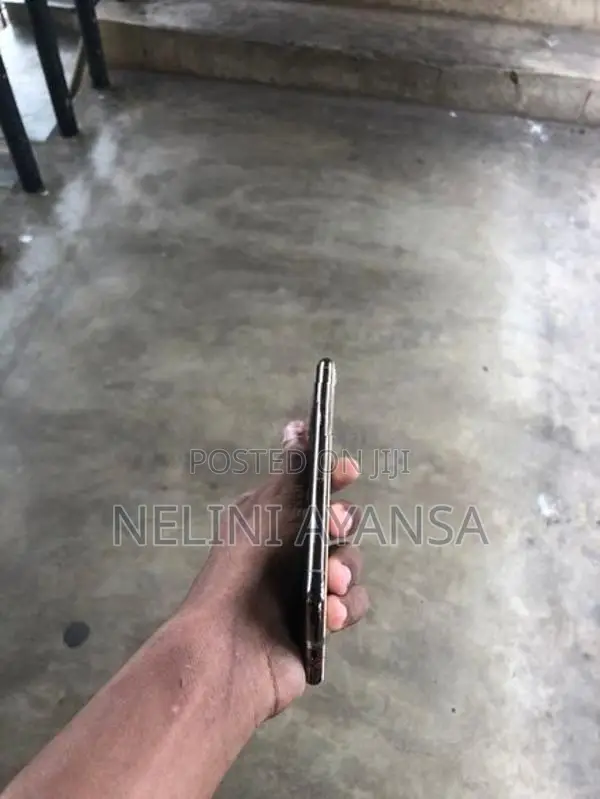 Apple iPhone 11 Pro (Used)