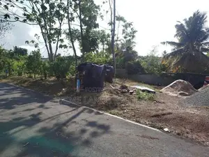 පිලියන්දල කොටගෙදර හන්දියට ආසන්නව බිම් කොටස් විකිණීමට
