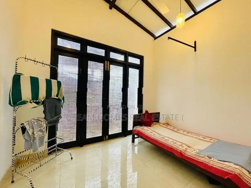 Modern Two-Storey Family Home for Sale – Horahena Road