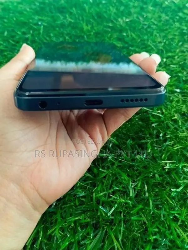 Tecno SPARK GO 2024( 64GB) (Used)