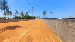 Prime Commercial Land with Warehouses for Sale – Hendala, Wattala