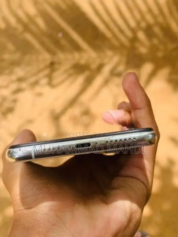 Apple iPhone 11 Pro Max (Used)