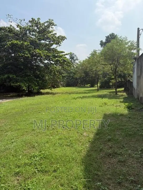 ( GC-1025) Valuable Commercial Land Sale in Pelawatta