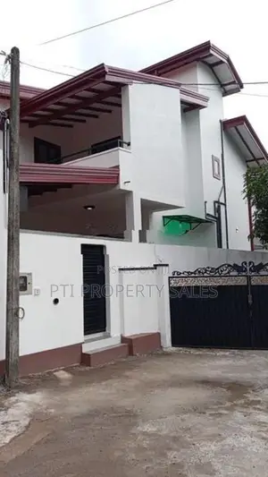 Modern Elegance House – Kesbewa