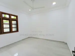 Luxury Three-Storey House for Sale – Boralesgamuwa (Gangarama Road)
