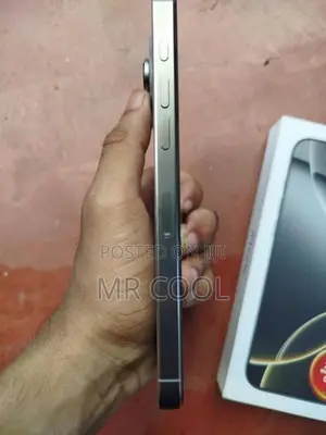 Apple iPhone 16 Pro Max maz (Used)