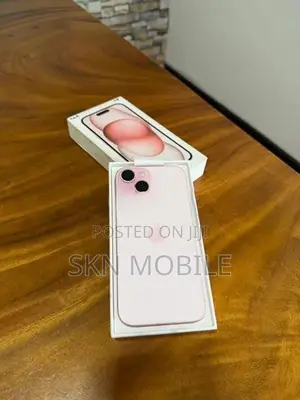 Apple iPhone 15 128GB (Used)