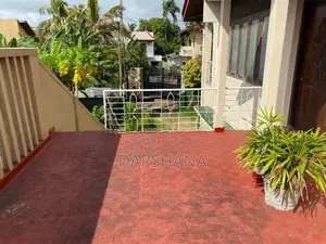 Comfortable House Near Galle Road, Rathmalana