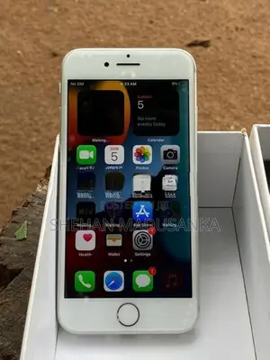 Apple iPhone 8 (Used)