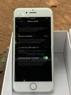 Apple iPhone 8 (Used)