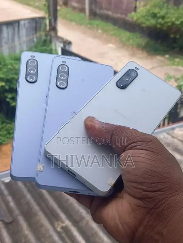 Sony 10 mark 5 8GB 128GB (Brand New)