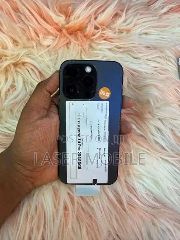 Apple iPhone 14 Pro 256GB (Used)