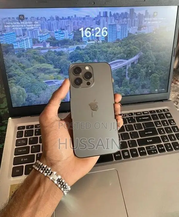 Apple iPhone 13 Pro (Used)
