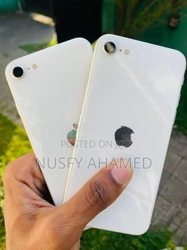 Apple iPhone SE 2 (128Gb) (Used)