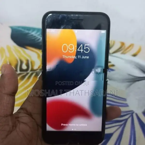 Apple iPhone 7 - (Used)