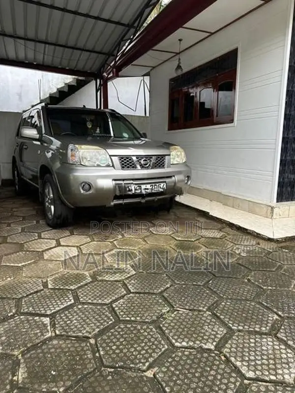 Nissan X-Trail 2005