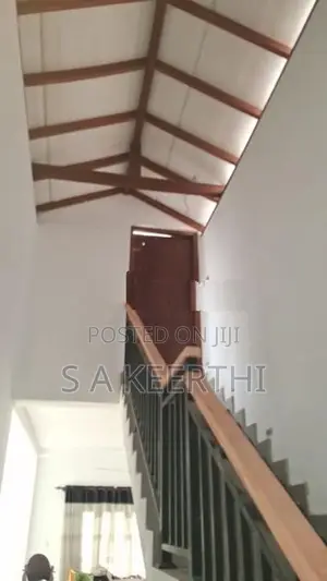 Two Storey House for Sale in Athurugiriya