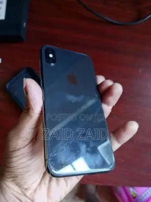 Apple iPhone X (Used)