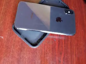 Apple iPhone X (Used)