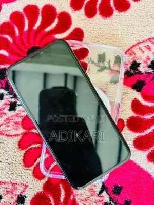 Apple iPhone 11 Pro 64GB (Used)
