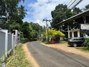29.5 Perch Residential Land in Gannoruwa, Kandy for Sale