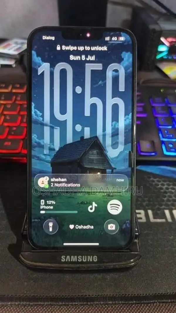 Apple iPhone 13 (Used)