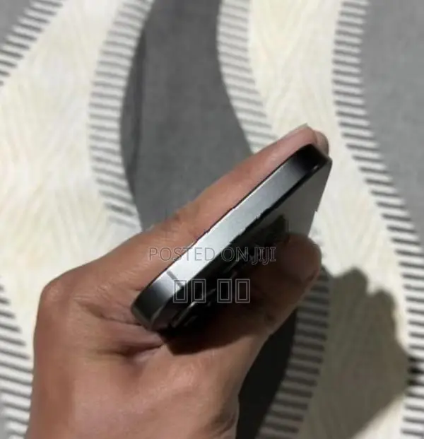 Apple iPhone 15 Pro (Used)