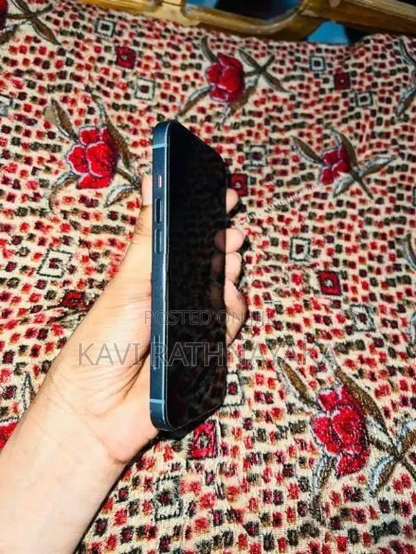 Apple iPhone 14 (Used)
