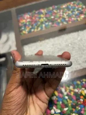 Apple iPhone 7 (Used)