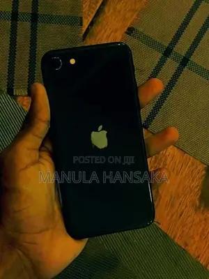 Apple iPhone SE 2 (Used)