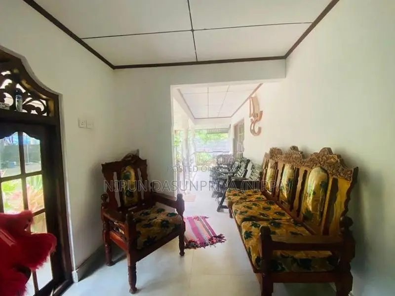 Houses For Sale In Anamaduwa