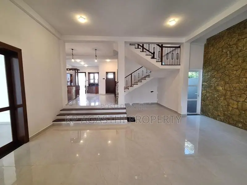 Super Luxury House for Sale in Boralesgamuwa Town