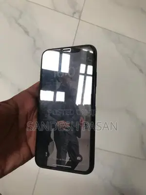 Apple iPhone X (Used)